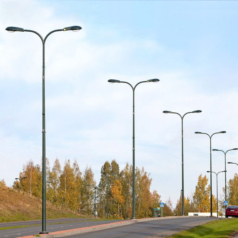 double arms light pole