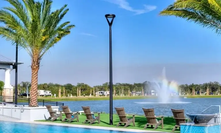 garden light pole
