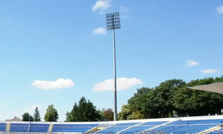 high mast