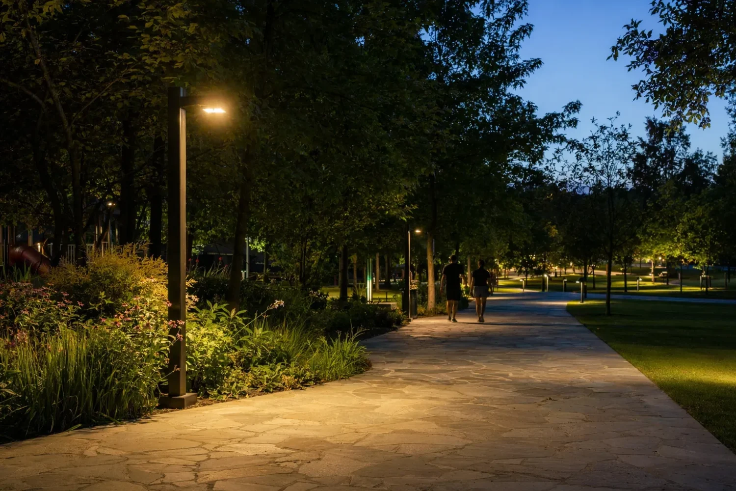 aluminum single arm light pole-park