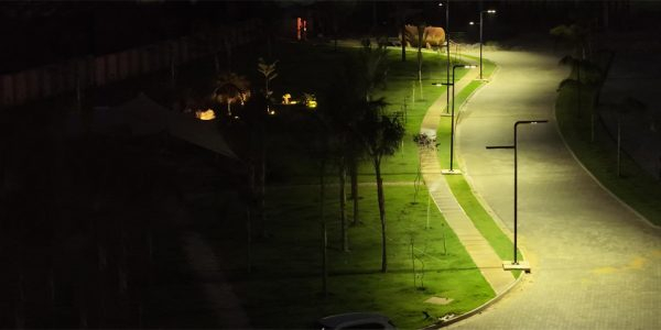 20 foot aluminum light pole